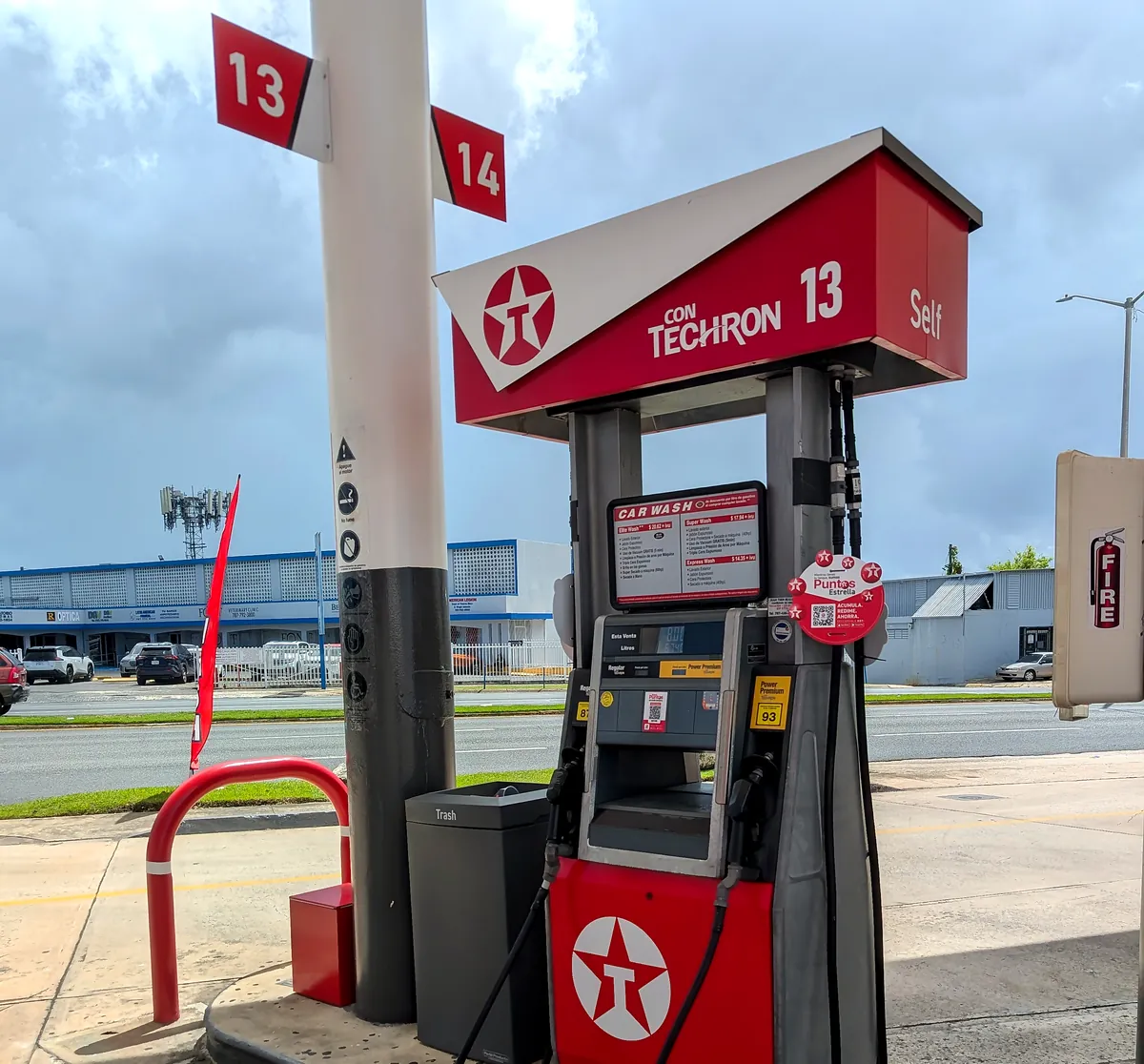 Bomba de gasolina Texaco con Techron